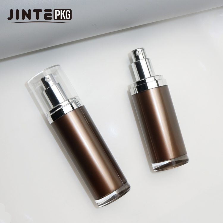 JTB02